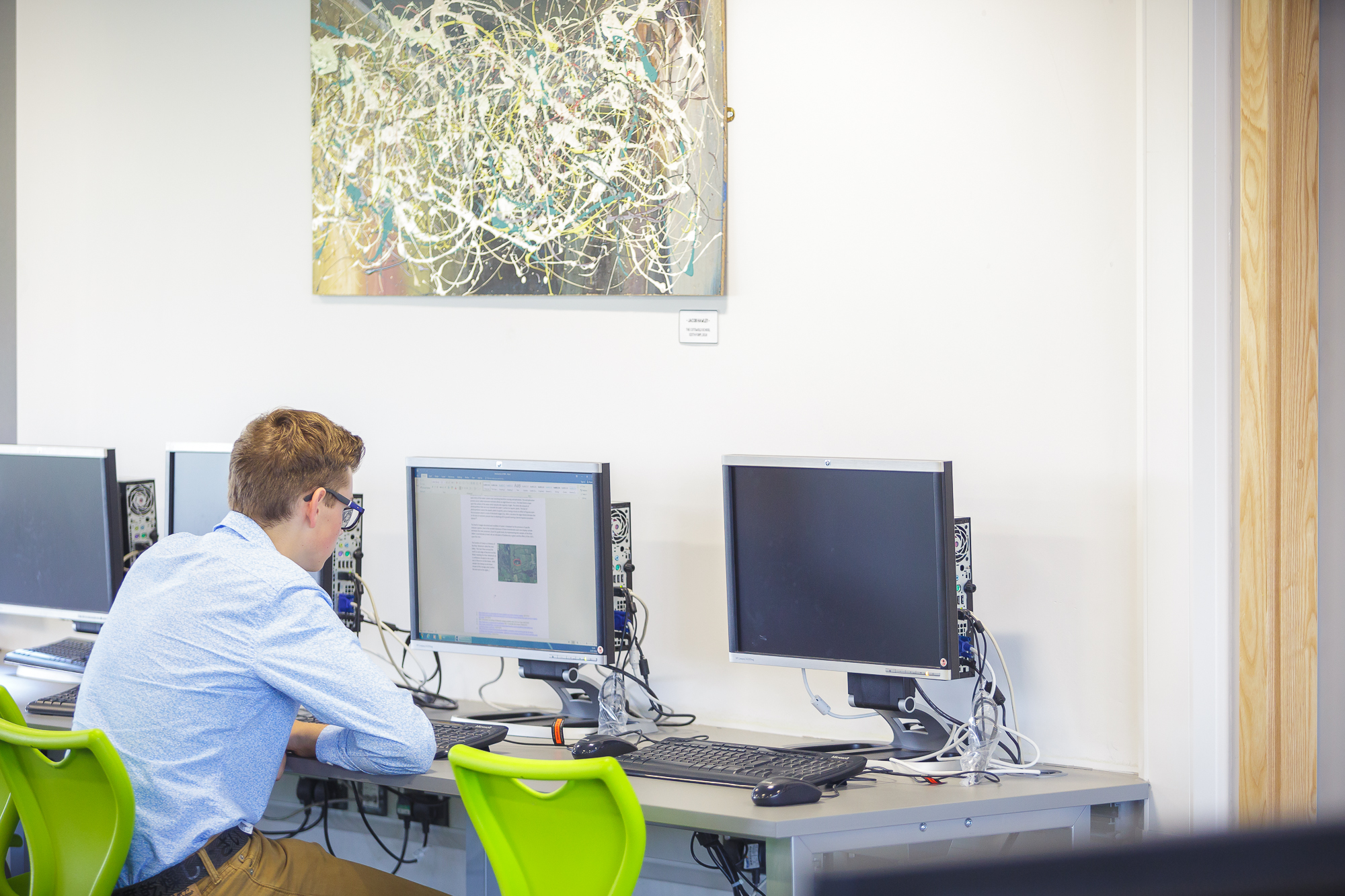TCS 18 – 6th Form – Computer Room 007
